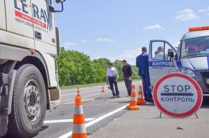 Полегчали на 54 тыс. евро: первые сутки работы габаритно-весового контроля