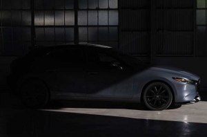 Самая мощная Mazda3 представлена официально