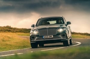 Bentley представила 4-местный вариант обновленной Bentayga