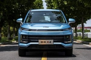 Новый X4 за $10.000: кроссовер от JAC