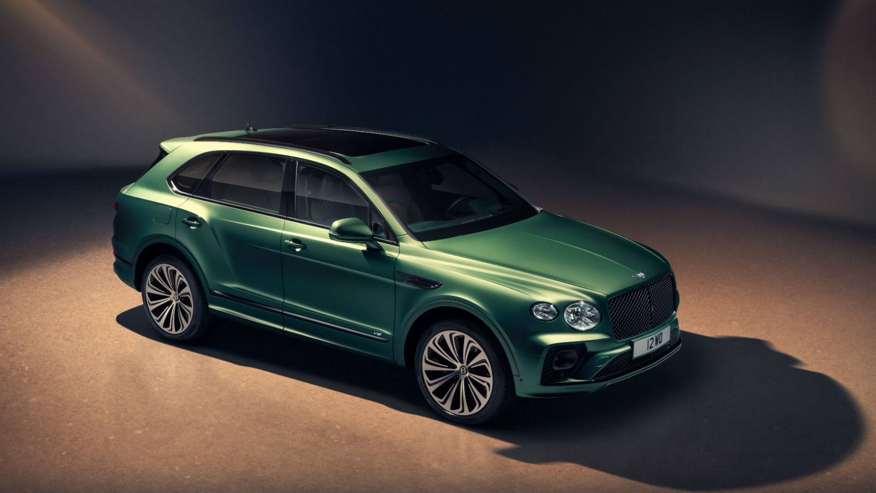 Обновленный Bentley Bentayga представлен официально