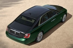 «Призрак переросток»: Rolls-Royce удлинил новый Ghost