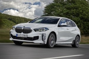 BMW пытается привлечь молодежь модификацией 118ti
