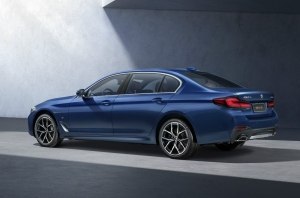 Лонг версия «пятёрки» BMW обновилась