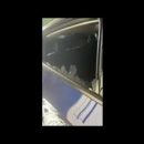 Видео: Стекло Tesla Model Y самоликвидировалось