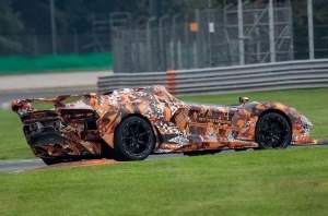 Lamborghini вывела на тесты прощальний Aventador? Lamborghini вывела на тесты прощальний Aventador?