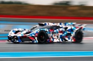 1600 л.с. на треке: новый гиперкар Bugatti