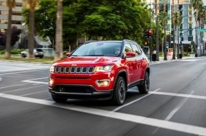 Compass на Восток: Jeep назвал дату премьеры обновленного кросса Compass на Восток: Jeep назвал дату премьеры обновленного кросса