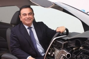 Организаторов побега экс-главы Renault не сдадут японской полиции