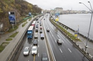 На каких улицах Киева ограничат скорость движения до 50 км/ч — список