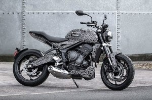 Triumph Trident: первые фото новинки Triumph Trident: первые фото новинки