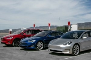 Tesla установила новый рекорд Tesla установила новый рекорд