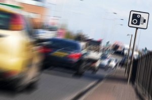 На украинских дорогах появятся новые ограничители скорости На украинских дорогах появятся новые ограничители скорости