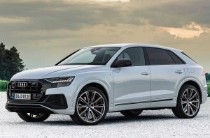 Audi Q8 тоже присоединилась к розетке