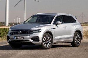 VW заменит дизельный Touareg гибридами