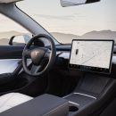 Tesla выпустила обновлённую Model 3