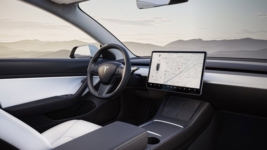 Tesla выпустила обновлённую Model 3