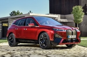 BMW извинилась за то что назвала свою аудиторию пожилой и консервативной
