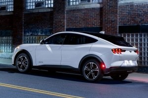 Электрический Mustang Mach-E не разочаровал запасом хода