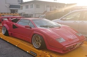 «Пацанский» тюнинг Lamborghini Countach