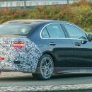 Новый Mercedes-Benz C-Class почти лишился камуфляжа Новый Mercedes-Benz C-Class почти лишился камуфляжа