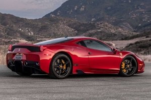 Самый быстрый броневик: первая в истории бронированная Ferrari 458 Speciale