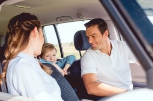 Задний автомонитор: баловство или находка?