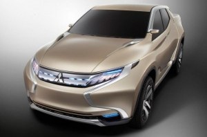 Новый L200 станет гибридом