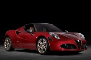 Alfa Romeo посвятила спецверсию 4C Spider 53-летнему спорткару