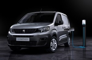 Новий PEUGEOT e-PARTNER: все такий же ваш надійний партнер, але тепер — з електроприводом