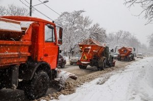 «Укравтодор» призывает два дня не садиться за руль «Укравтодор» призывает два дня не садиться за руль