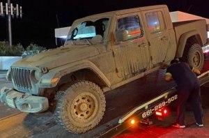 Jeep не для грязи? Владелец Gladiator лишился гарантии за езду по бездорожью