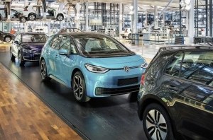 В погоне за Tesla: VW нарастил объемы поставок электромобоилей