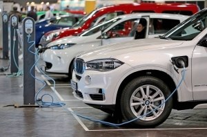 Евросоюз наводнился электрифицированными авто Евросоюз наводнился электрифицированными авто