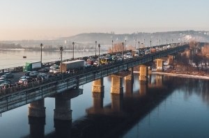На мост Патона вернут трамвай На мост Патона вернут трамвай