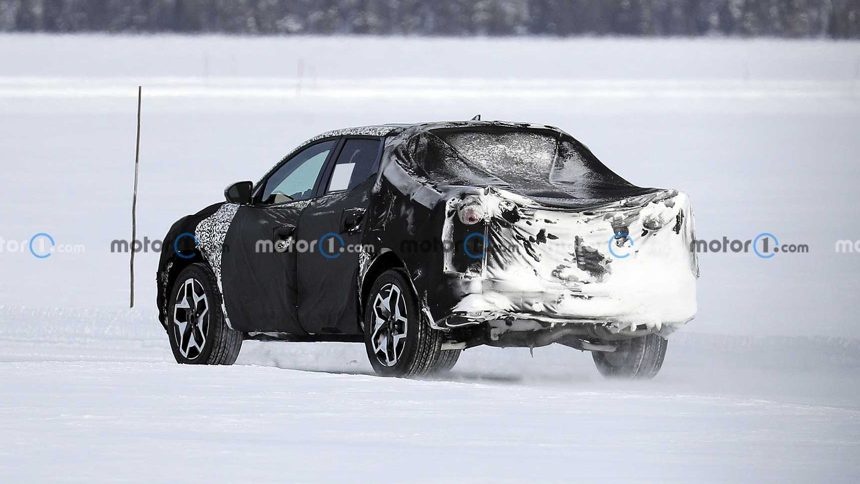 Hyundai испытал свой пикап морозом и льдом