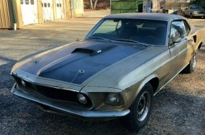 Ford Mustang Mach 1: 40 лет простоя, а работает как часы Ford Mustang Mach 1: 40 лет простоя, а работает как часы
