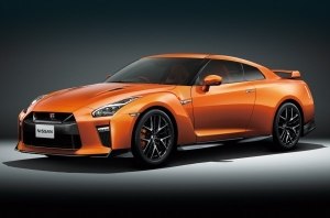 Модернезированный Nissan GT-R станет «мягким»