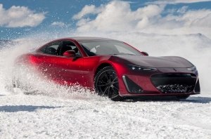 Электромобиль Drako GTE показал красивый дрифт (видео) Электромобиль Drako GTE показал красивый дрифт (видео)
