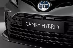Замовляй оновлену Toyota Camry в Тойота на Столичному