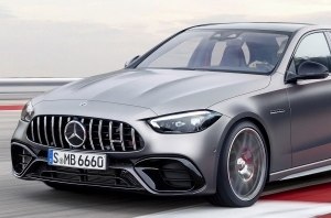 Новый C-Класс AMG с Mercedes SL пол капотом