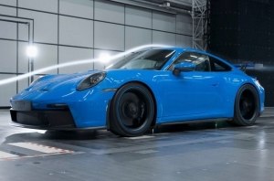 Porsche 911 GT3: 5000 км на скорости 300 км/ч Porsche 911 GT3: 5000 км на скорости 300 км/ч