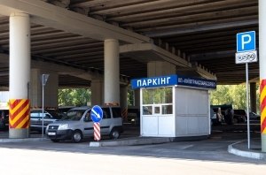 Плюсы локдауна: в столице отменили плату за парковку Плюсы локдауна: в столице отменили плату за парковку