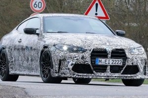 Мощный BMW M4 CSL замечен на Нюрбургринге