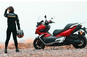 Dayang ADV 350: ещё один скутер-кроссовер из Китая