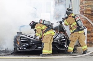 Сгорел на заправке: инцидент с McLaren