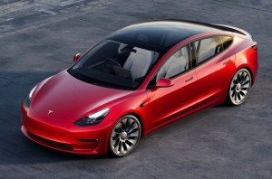 Tesla впервые возглавила рейтинг «самых американских авто»
