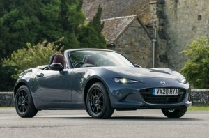 Новую Mazda MX-5 электрифицируют