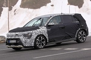 Новый KIA Niro попал на фото