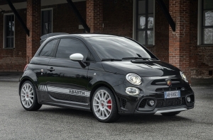 Abarth 695 Esseesse: соблазн коллекционеров Abarth 695 Esseesse: соблазн коллекционеров